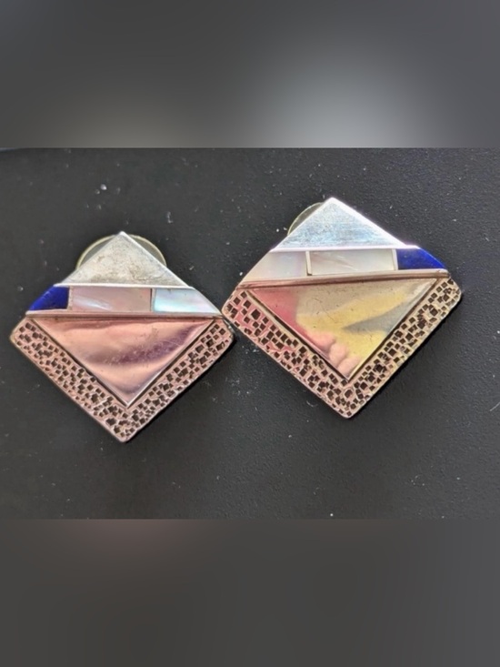 Native American Jewelry - Vintage Native American Mother of Pearl and Lapis Earrings